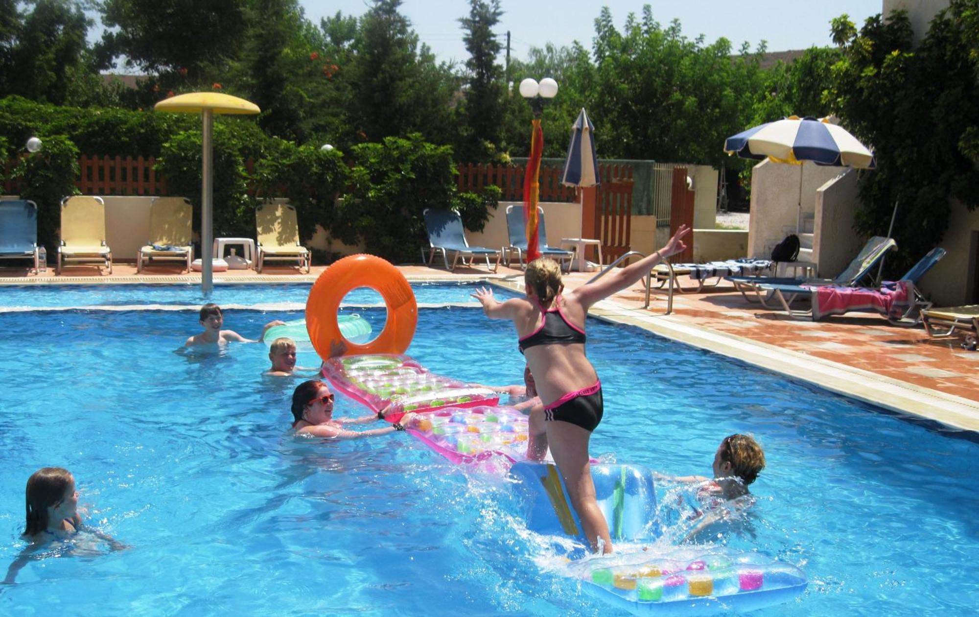 Ideal Hotel Kokkini Hani Экстерьер фото